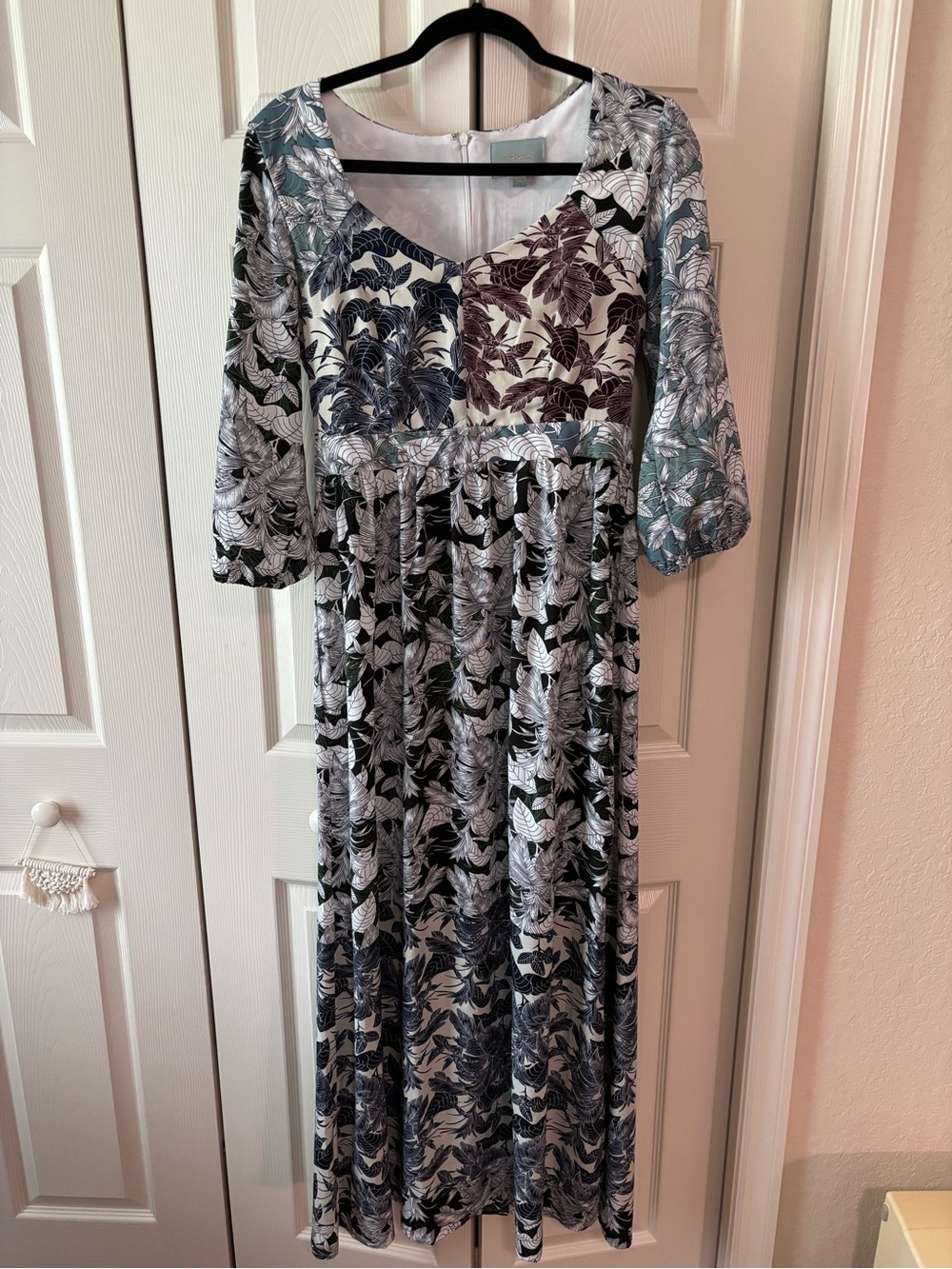 Skies Are Blue Long Floral Maxi Dress in Teal and Navy